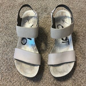 White/grey OTBT wedges